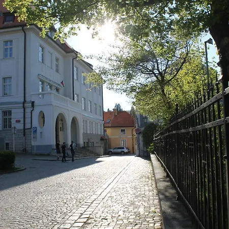 Privat U Parku Чески-Крумлов