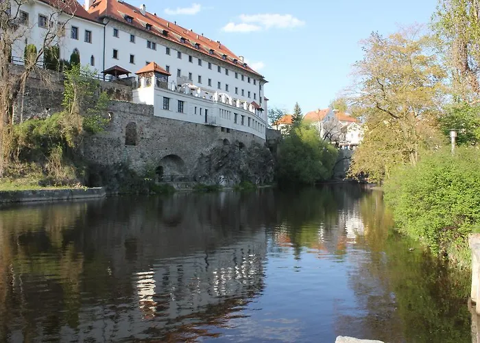 Gæstehus U Parku 3*